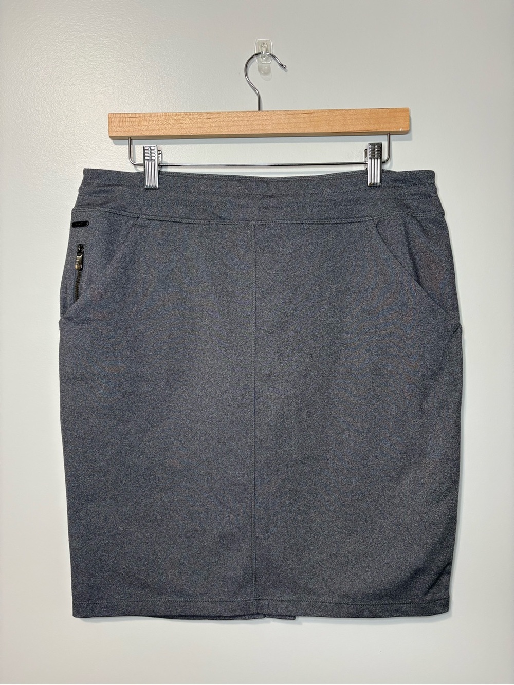 Lolë Express Travel Skirt Heather Charcoal Grey